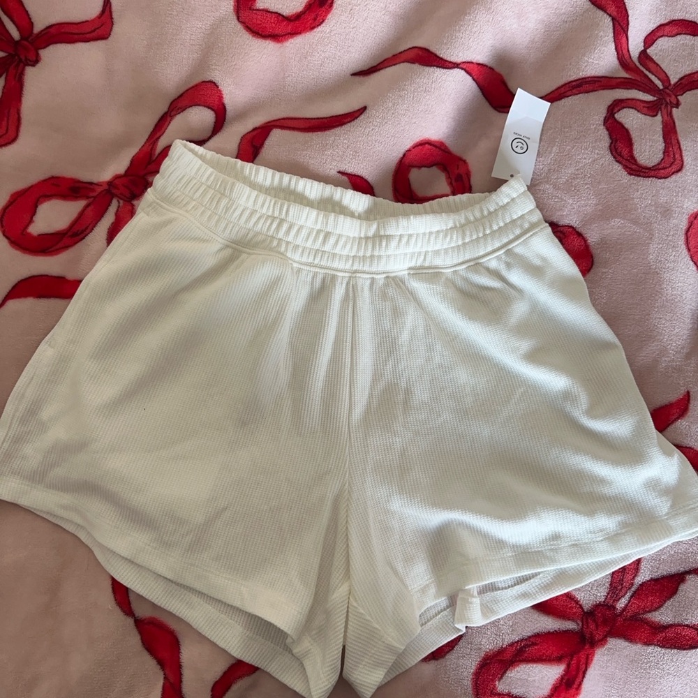 Gilly Hicks Hollister White Athletic Shorts Lightweight Breathable New with Tags